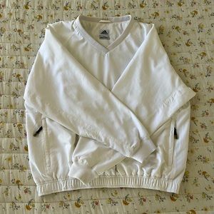 ✧･ﾟ: *✧･ﾟ:* White Vintage Sweater ✧･ﾟ: *✧･ﾟ:*